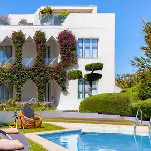 https://villa-v.in-sardinia.net